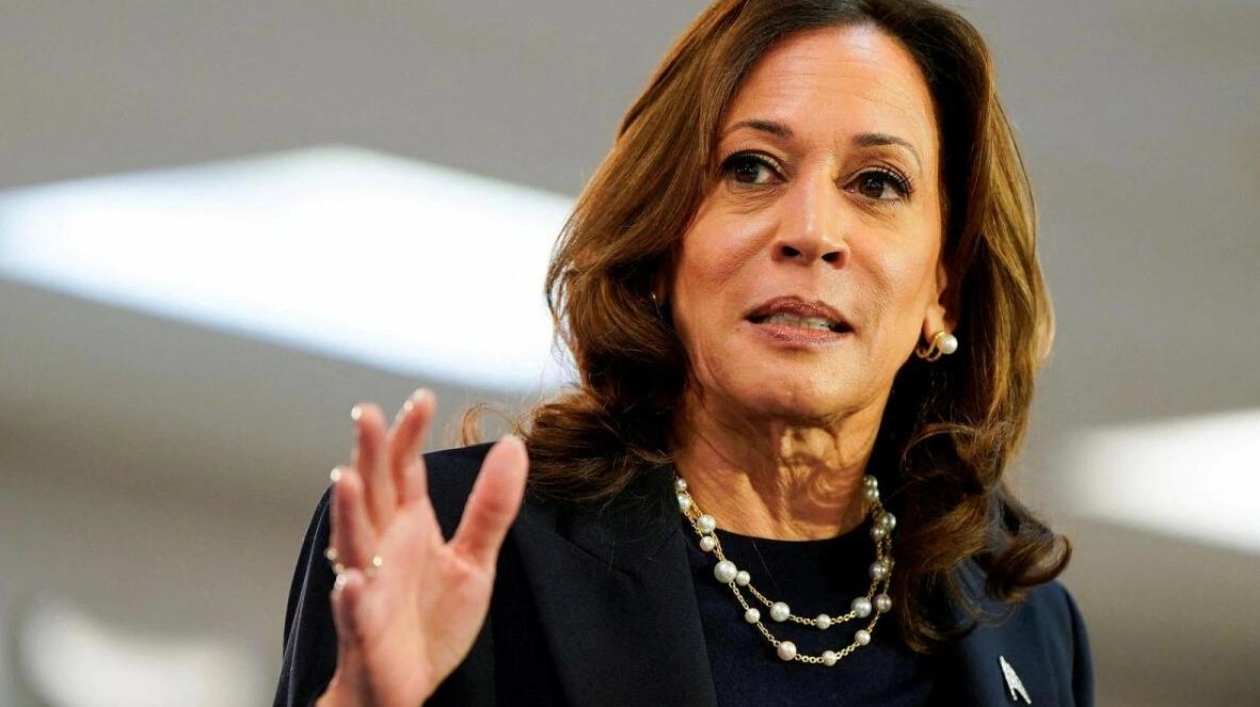 Kamala Harris' White House Bid Gains from Paul Weiss Support