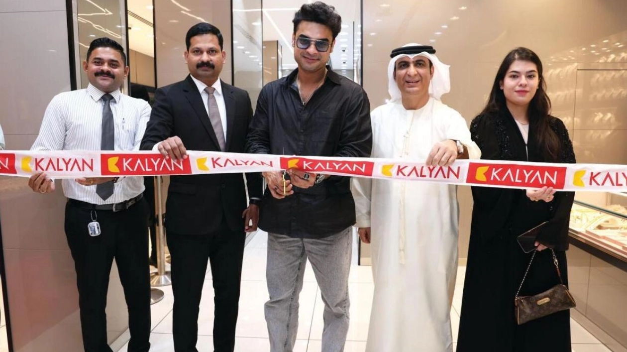 Tovino Thomas Inaugurates Kalyan Jewellers' New Showrooms in UAE