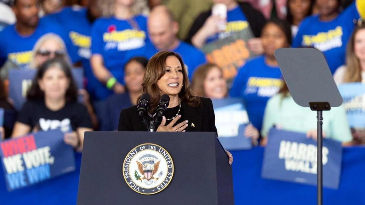 Kamala Harris Edges Ahead in Key Battleground States