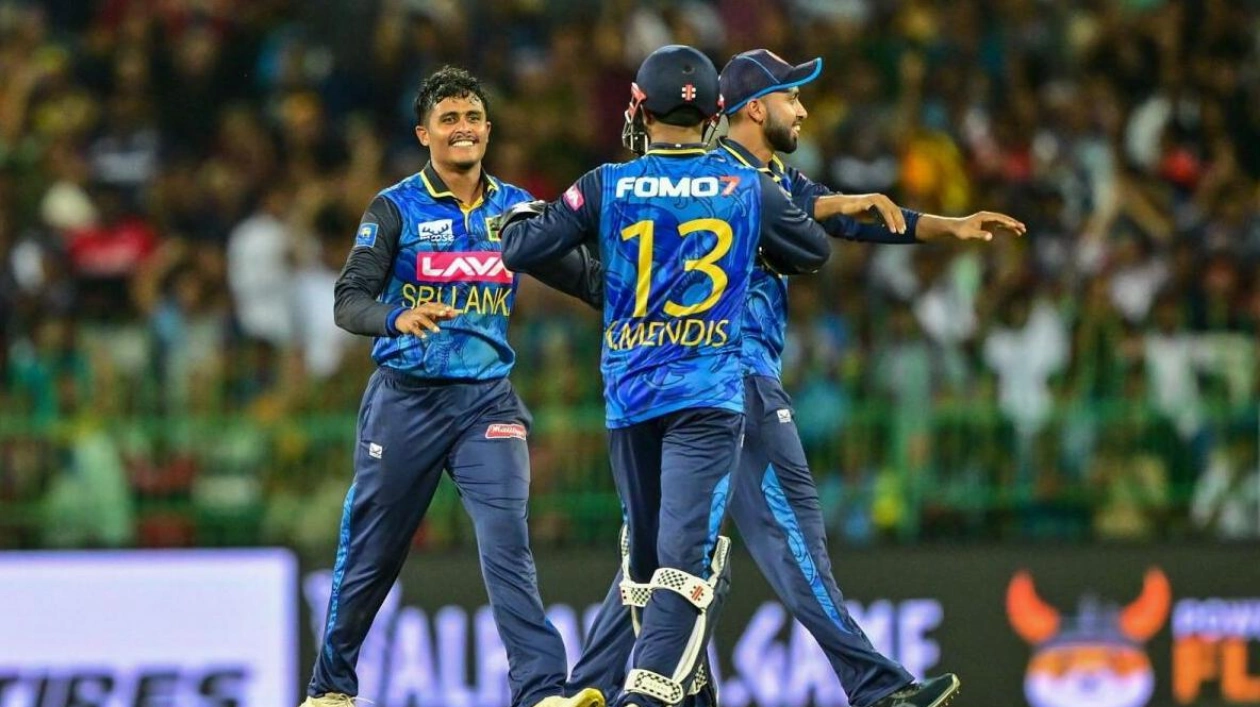 Vandersay's Six-Wicket Haul Guides Sri Lanka to Victory Over India