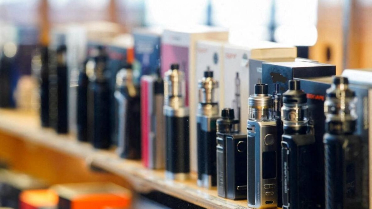 Health Authorities in the UAE Caution Against Promoting Electronic Smoking Products