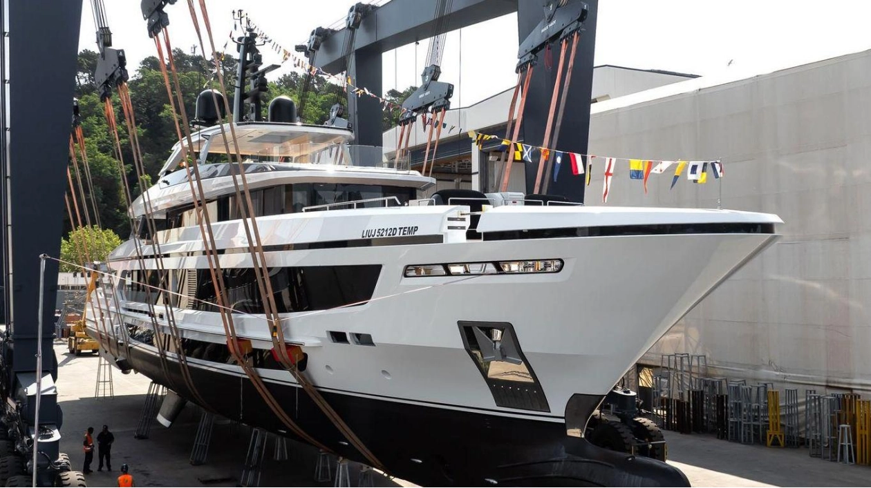 Baglietto Delivers Fourth T52 Superyacht: Daybreak