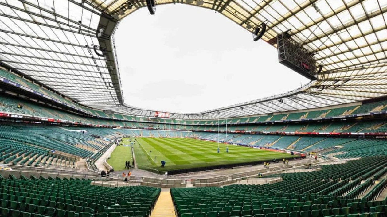 Ex-RFU Chairmen Call for Leadership Resignations Amid Financial Scandal