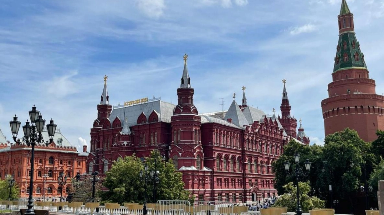 Discovering the Harmony of History and Modernity in Moscow