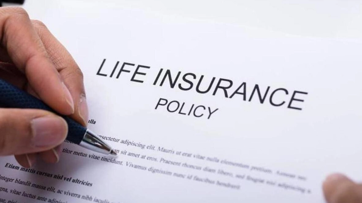 Growing Demand for Life Insurance Among NRIs in the UAE