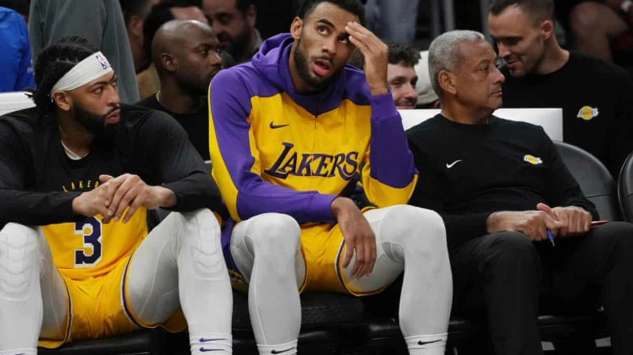 Worst Two-Game Stretch in Lakers History: 70-Point Deficit