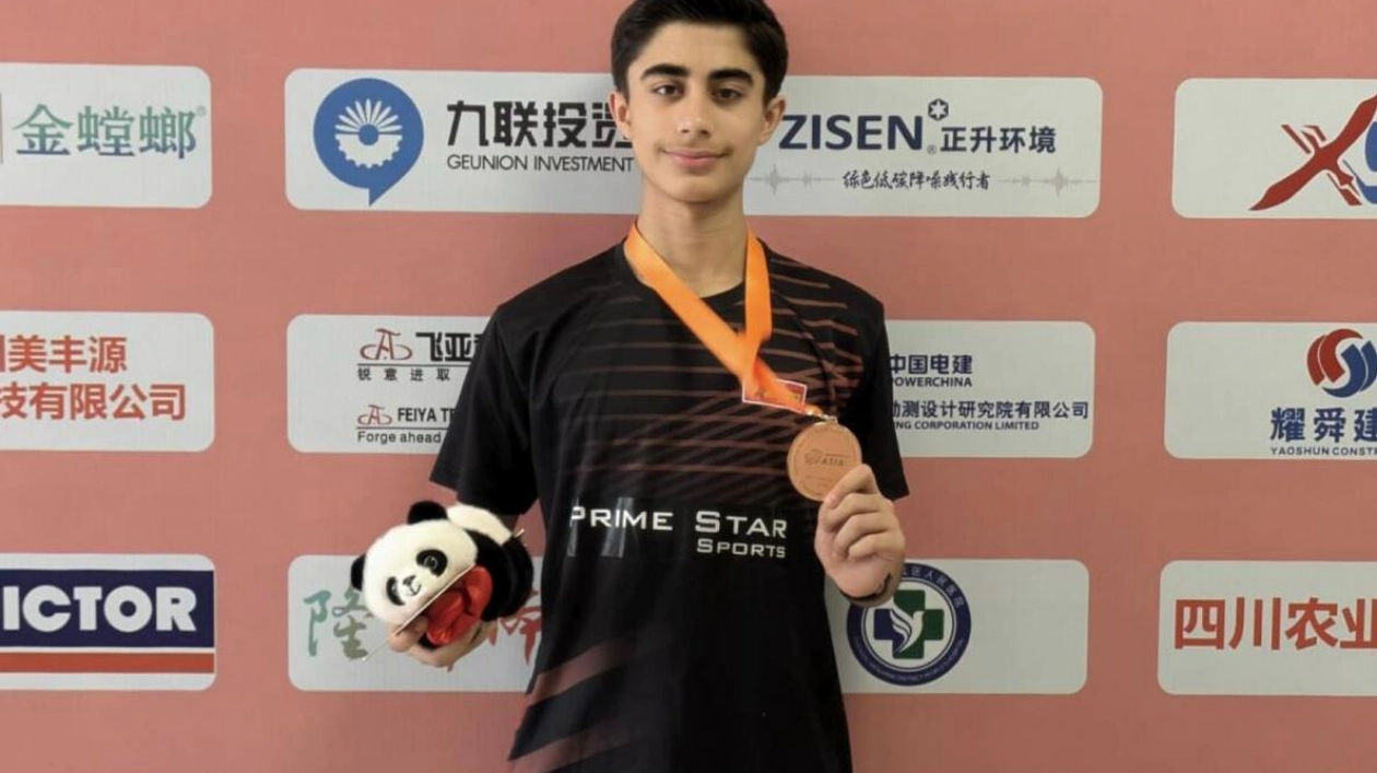 Riyan Malhan: UAE's Badminton Prodigy Makes History