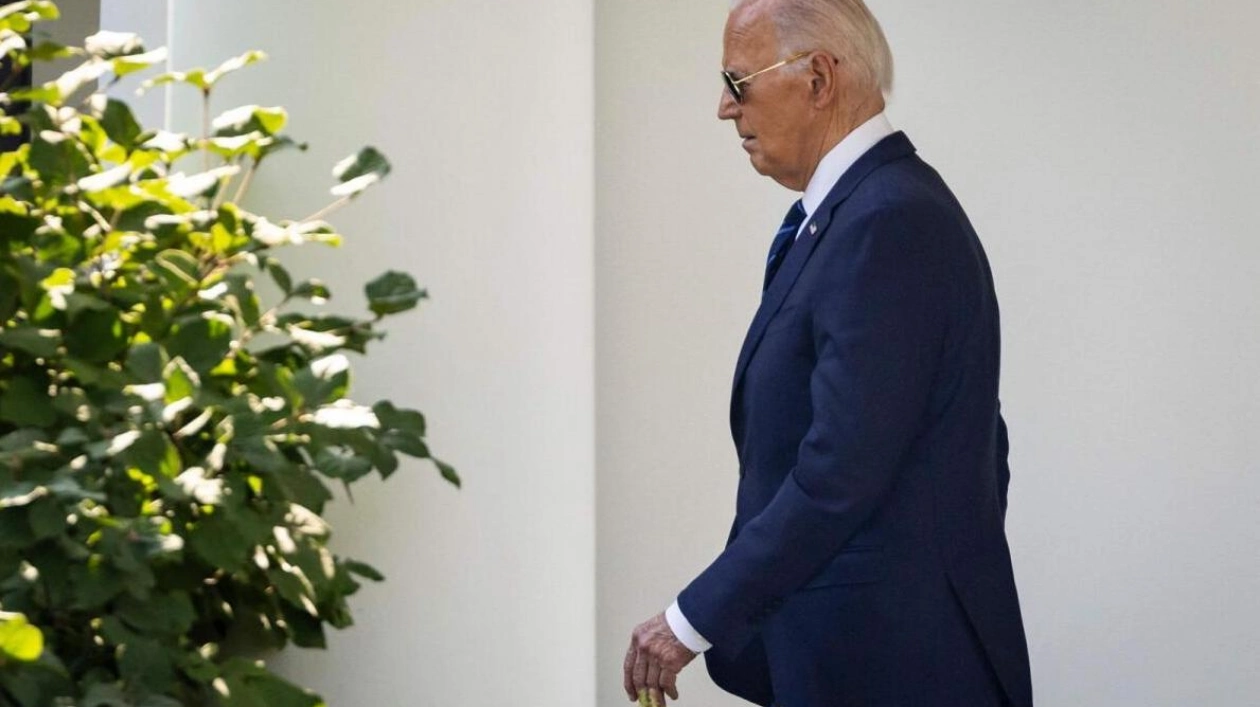 Joe Biden Tests Positive for Covid, Campaigns Amid Health Concerns