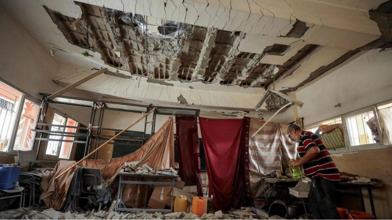 Israeli Airstrike Kills Seven at Gaza School