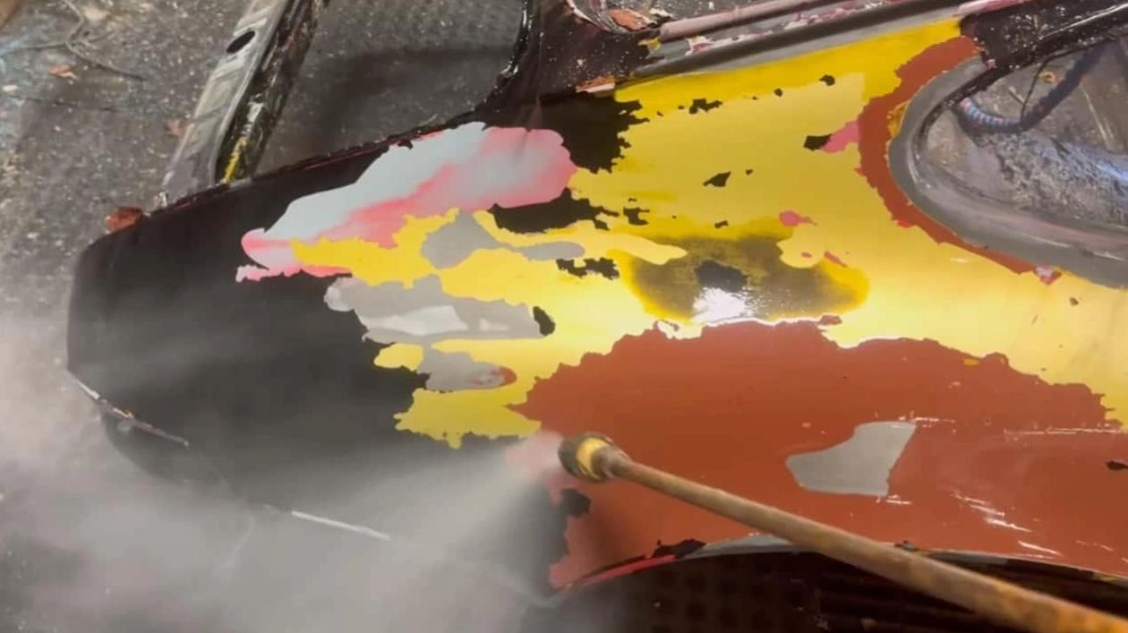 Preparing a Car for a New Paint Job: The Acid-Dip Method