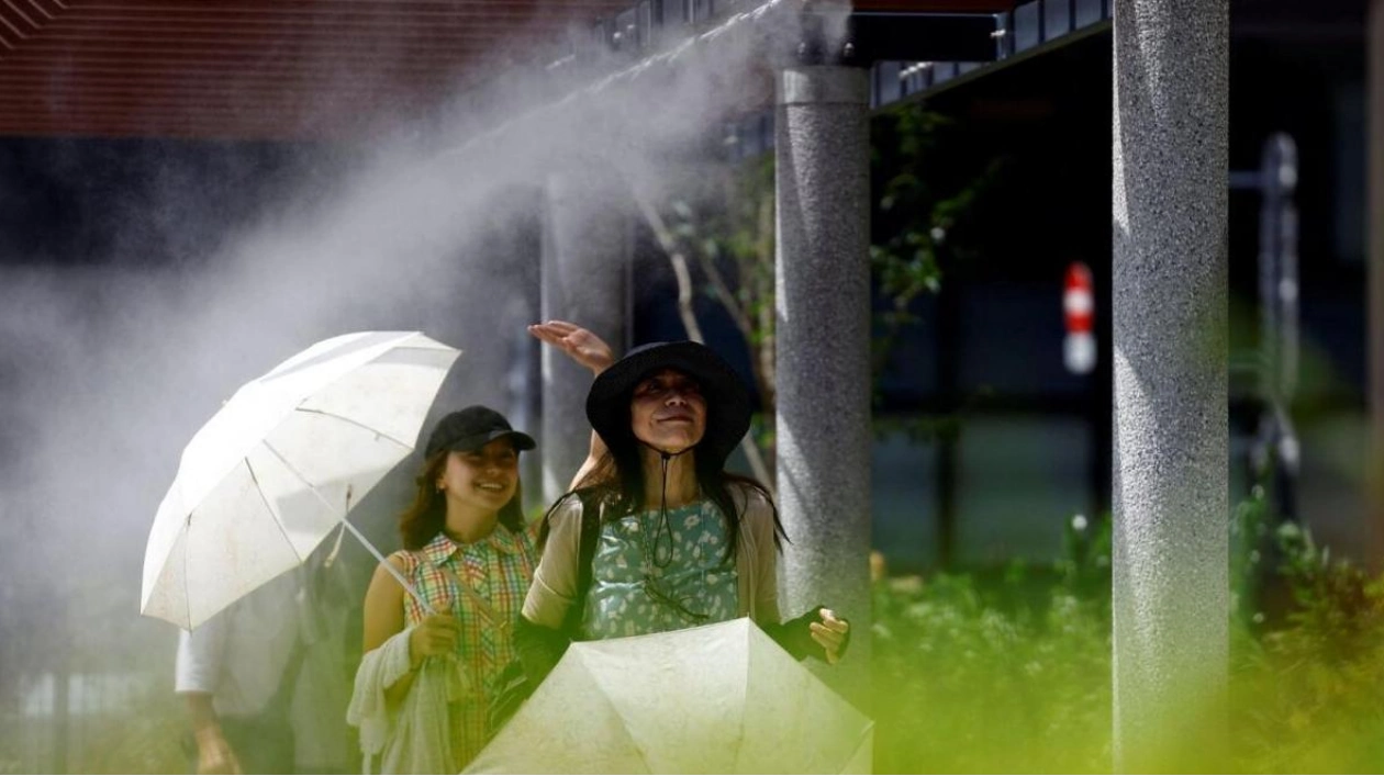 Japan's Central Shizuoka Region Hits 40°C, a First in 2023