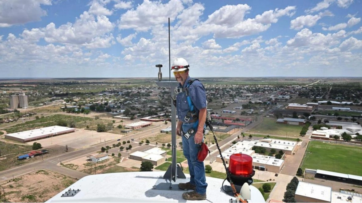 High Above New Mexico: Training for the Wind Industry