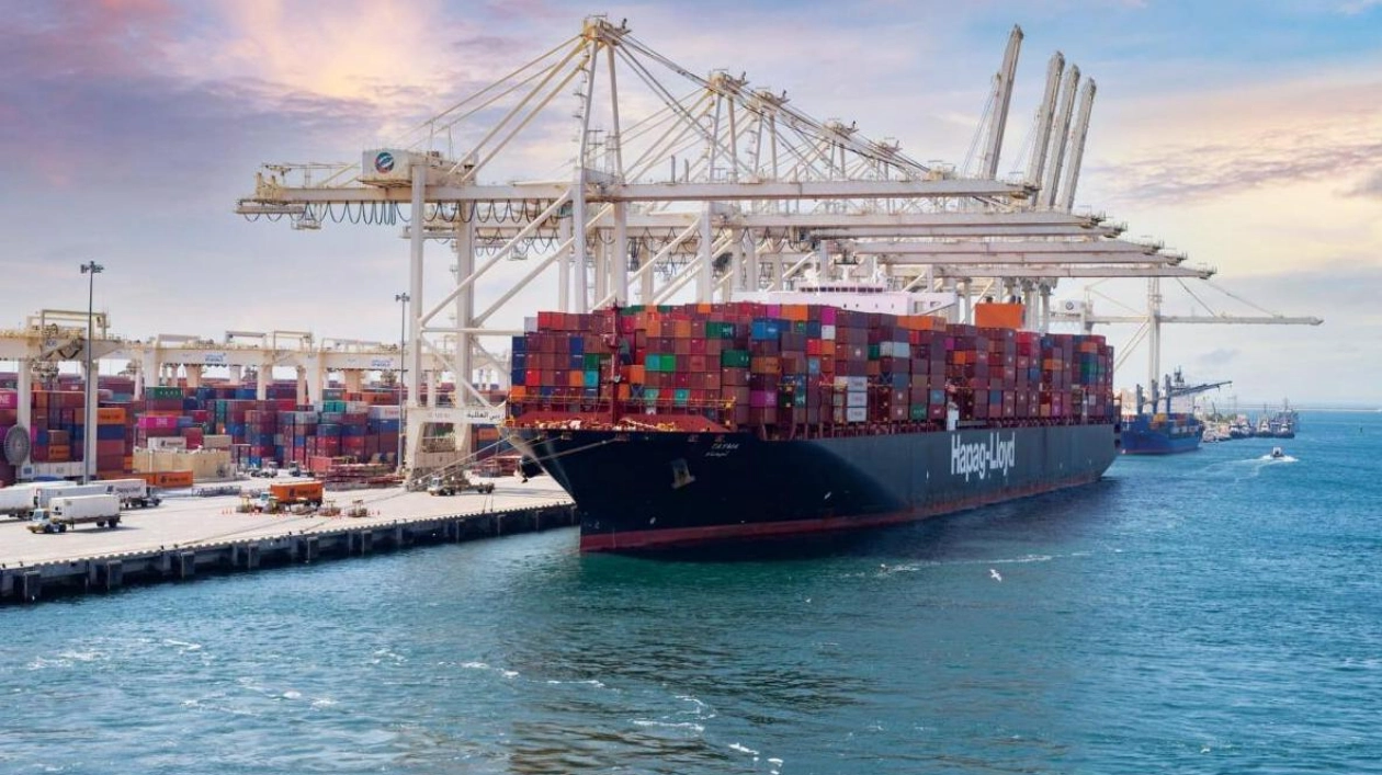 Jebel Ali Port Breaks Nine-Year Record in Container Throughput