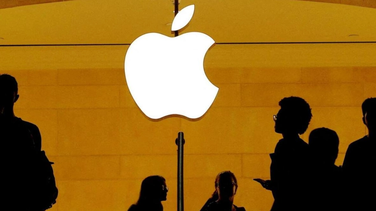 Apple to Open Fifth Store in UAE by 2025