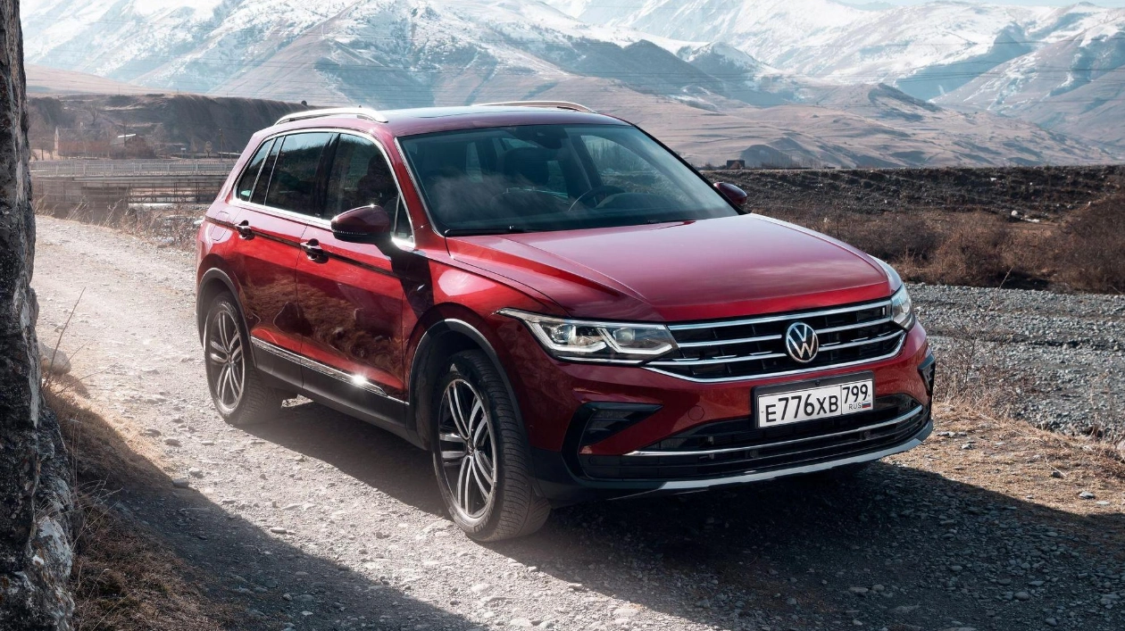 Volkswagen Tiguan и Toyota лидируют по запросам в Автотеке