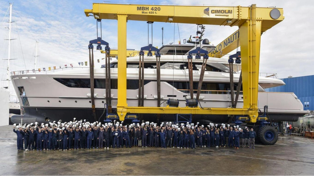 Sanlorenzo Launches SD132: The Largest Composite Yacht