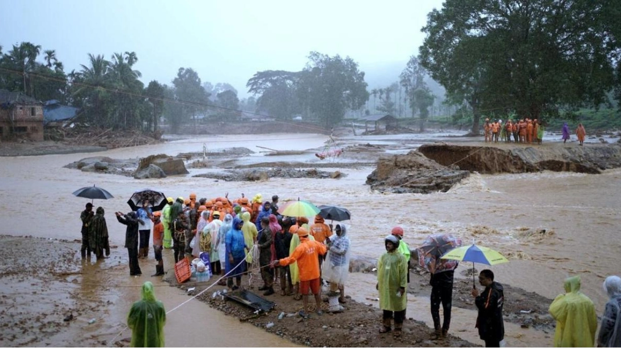 UAE Offers Condolences and Support to India Amid Kerala Floods