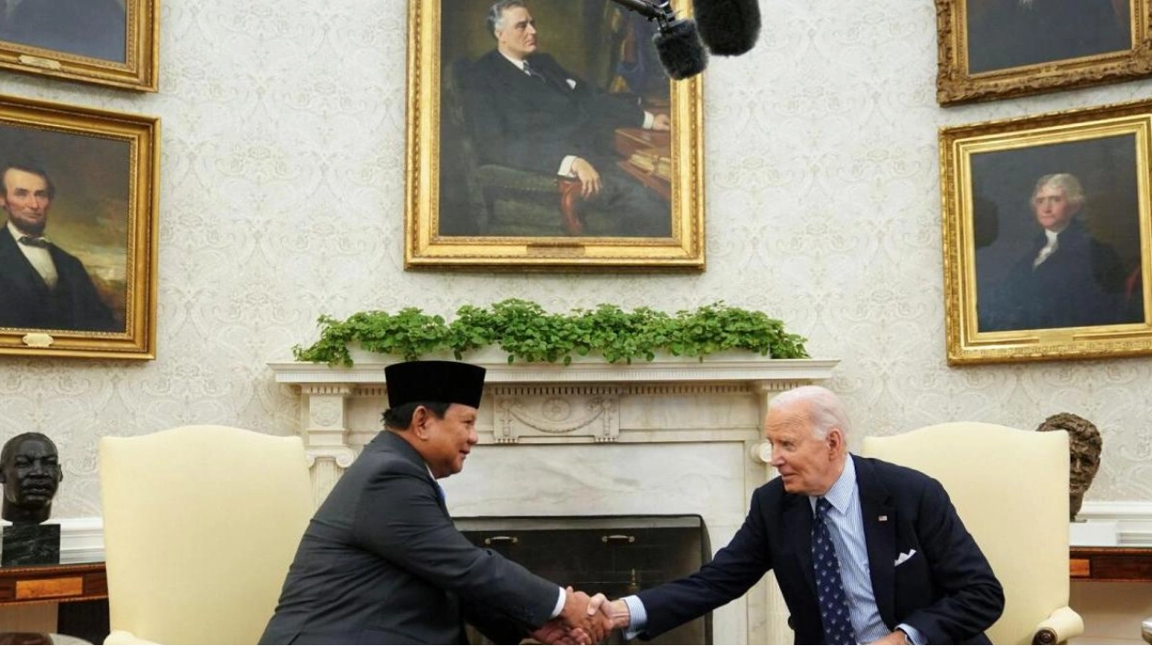 Biden Meets Indonesian President Prabowo Subianto in Washington