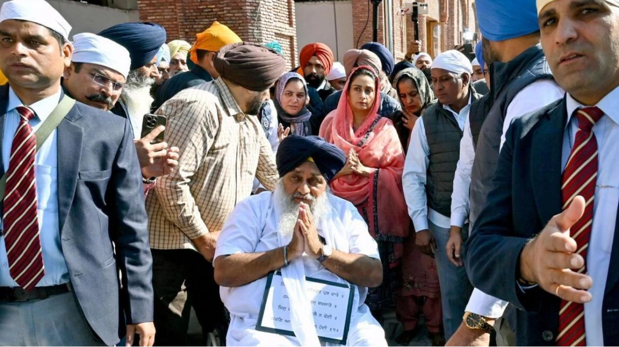 Gunman Attacks Sikh Politician at Golden Temple