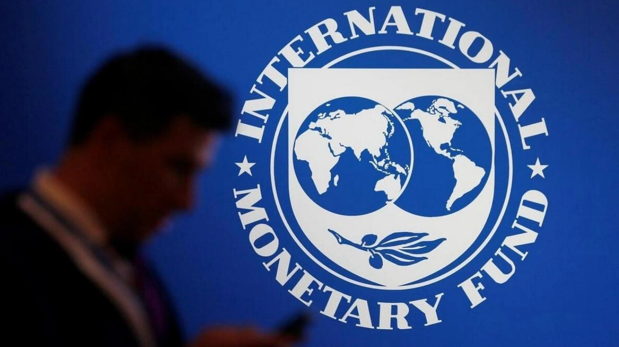 IMF Maintains 2024 Growth Outlook Amid Inflation and Trade Risks