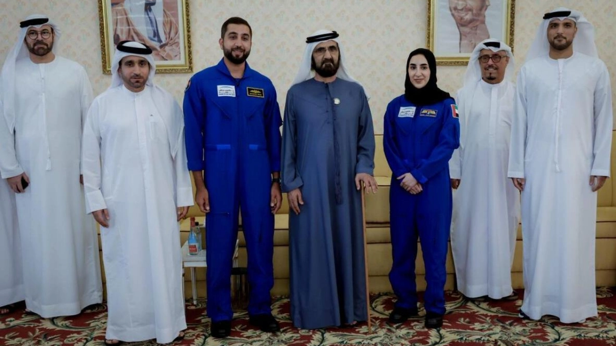 Sheikh Mohammed Reviews Progress on Advanced UAE Satellite