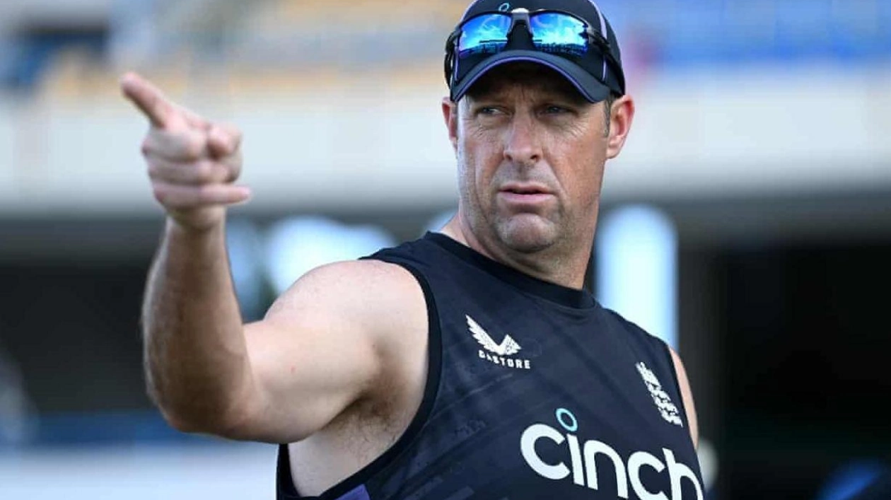 Trescothick Eyes Permanent England Head Coach Role