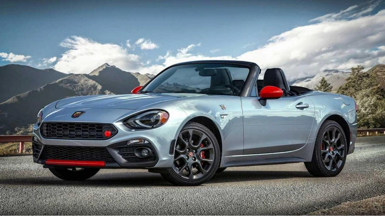 Fiat Recalls 124 Spiders Over Airbag Deployment Issues