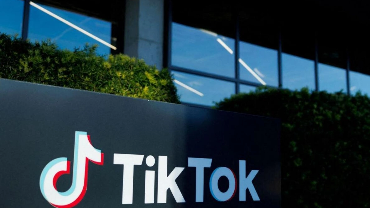 TikTok Battles US Ban: Constitutional Clash Over Free Speech and National Security