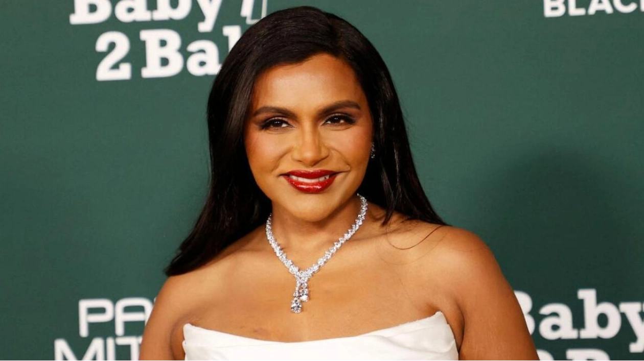 Mindy Kaling and Morris Chestnut to Present Golden Globes Nominees