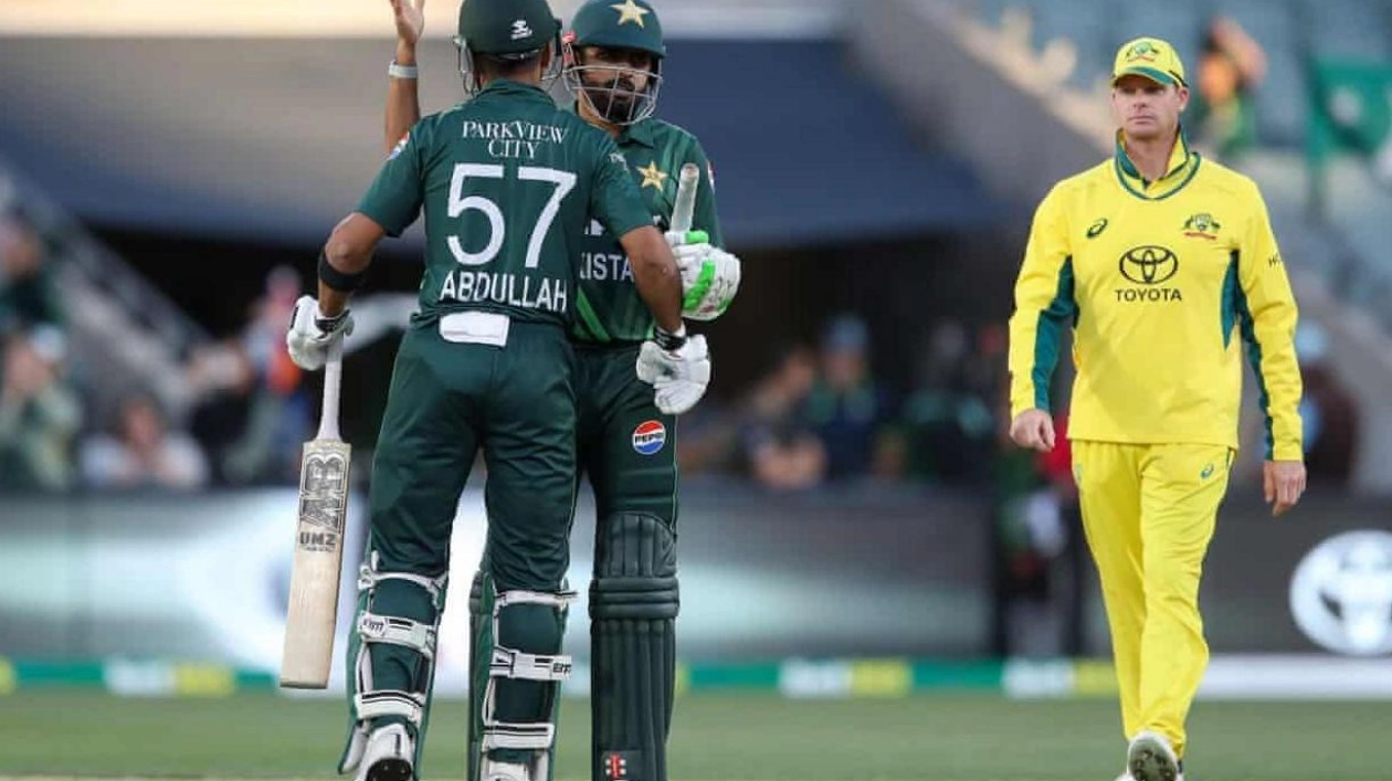 Australia Humiliated by Pakistan in Adelaide ODI