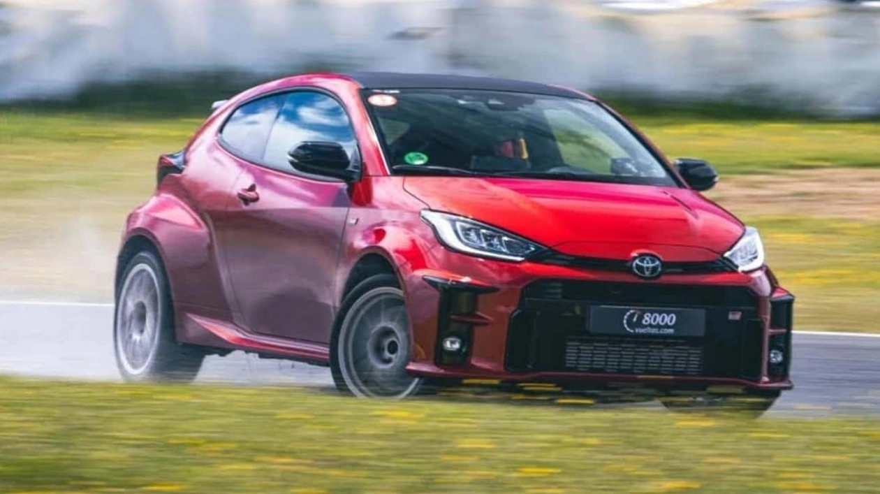 Watching the GR Yaris Drift: A Thrilling Spectacle