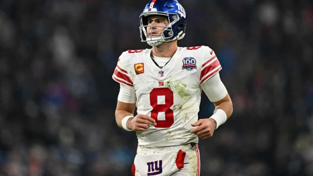 Giants Bench Daniel Jones, Start Tommy DeVito Against Bucs