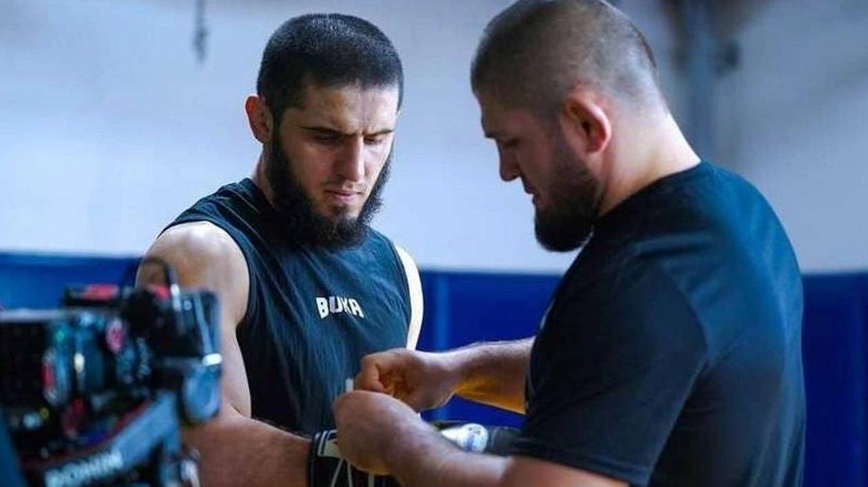 Хабиб Нурмагомедов присоединяется к тренировке бойцов UFC
