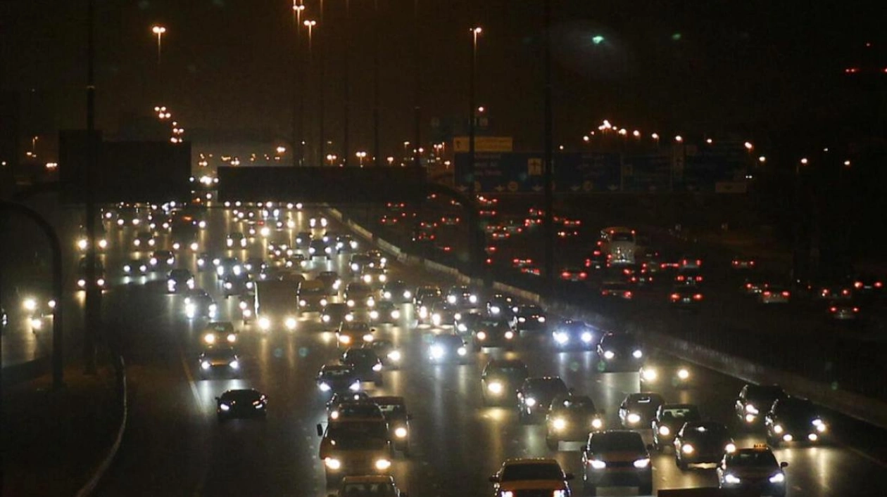 Dubai Police Alert Motorists of Accident on Sheikh Zayed Road