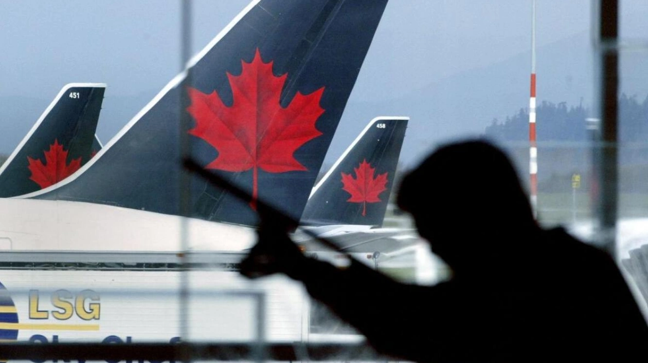 Air Canada's Second-Quarter Profit Drops Amid Market Challenges