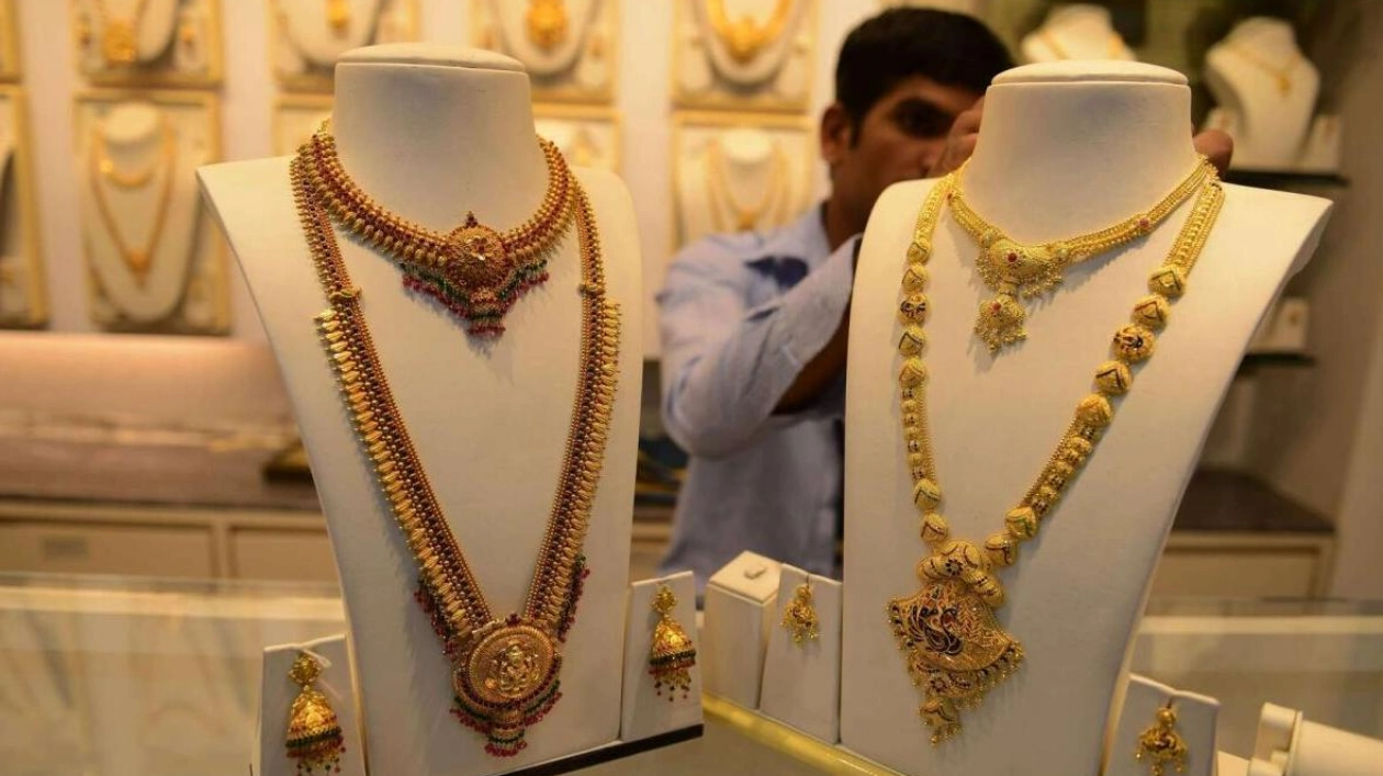 UAE Gold Jewelry Demand Drops for Second Consecutive Quarter