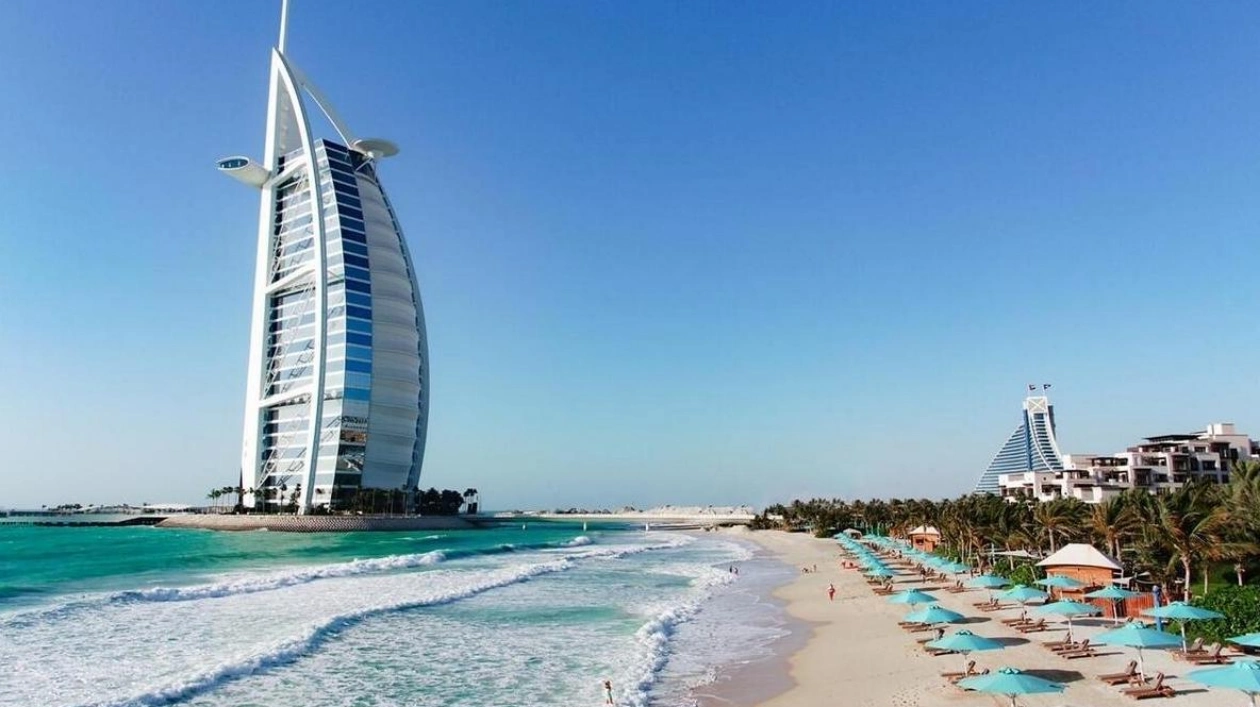 Dubai's Tourism Sector Thrives with 9.3 Million Visitors in H1 2024