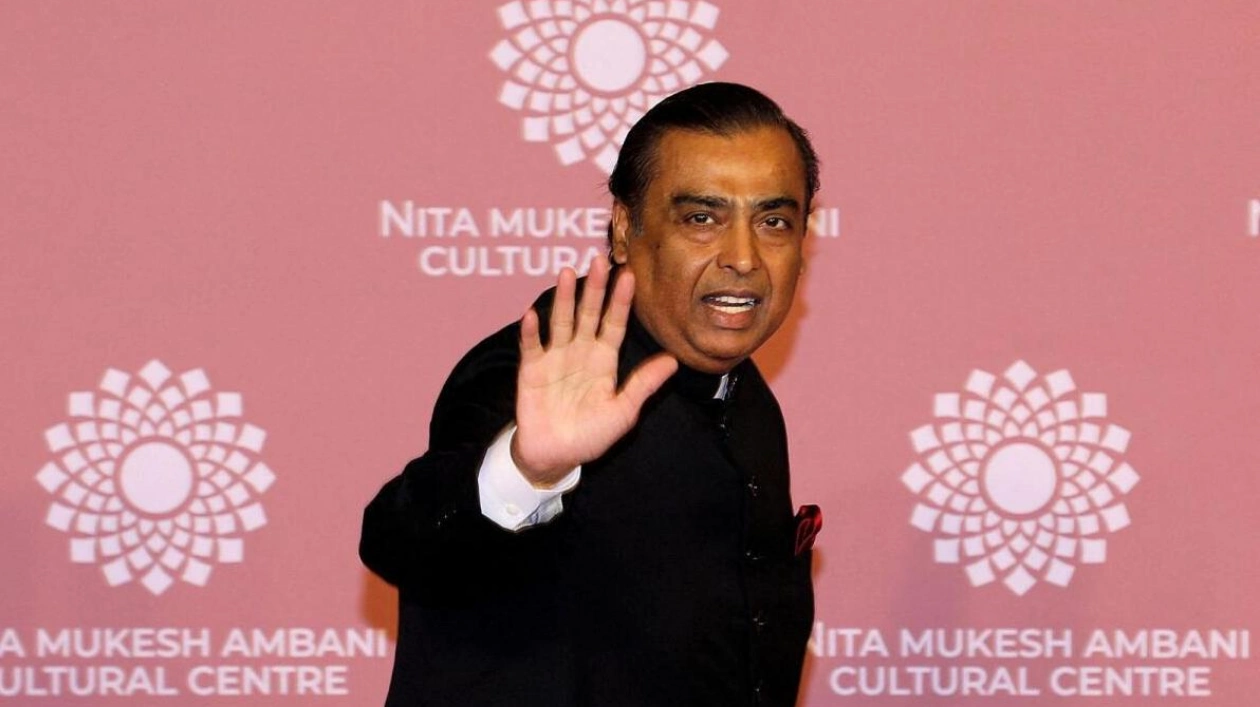 Reliance Industries Plans to Double in Size by End of Decade