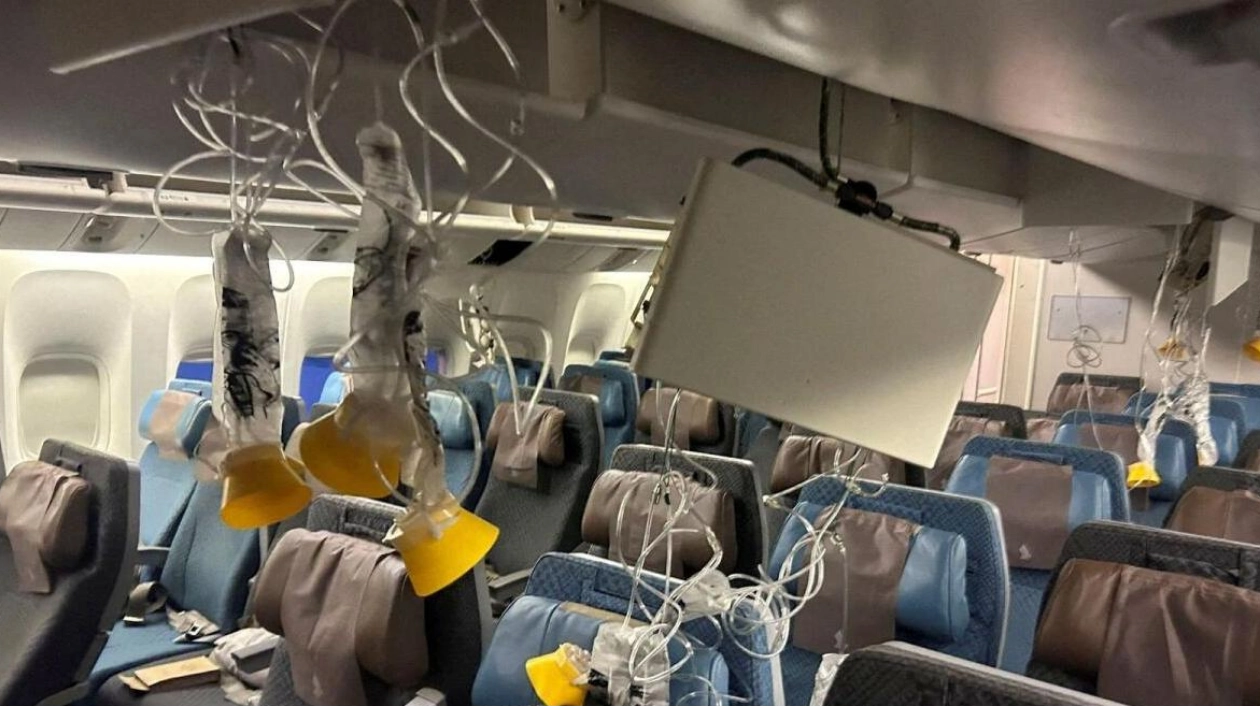 Singapore Airlines Flight Turbulence Investigation Update