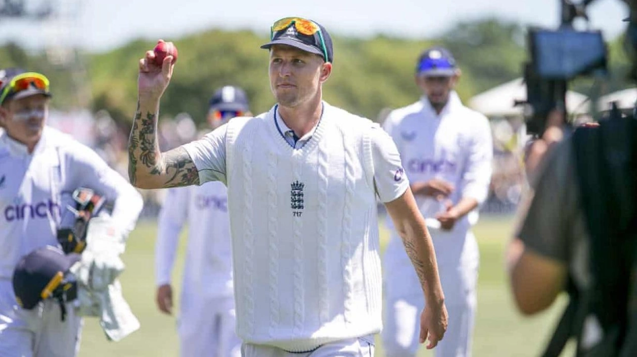 Brydon Carse Shines as England Triumphs in First Test