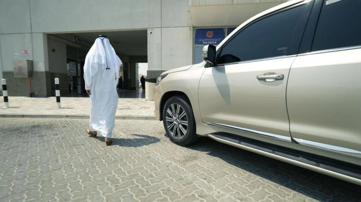 Abu Dhabi Police Warns Against Leaving Car Engines Running