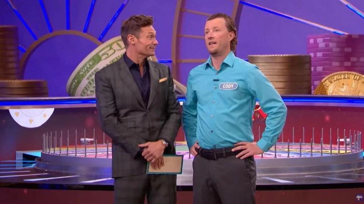 Ryan Seacrest's First Fumble on 'Wheel of Fortune'