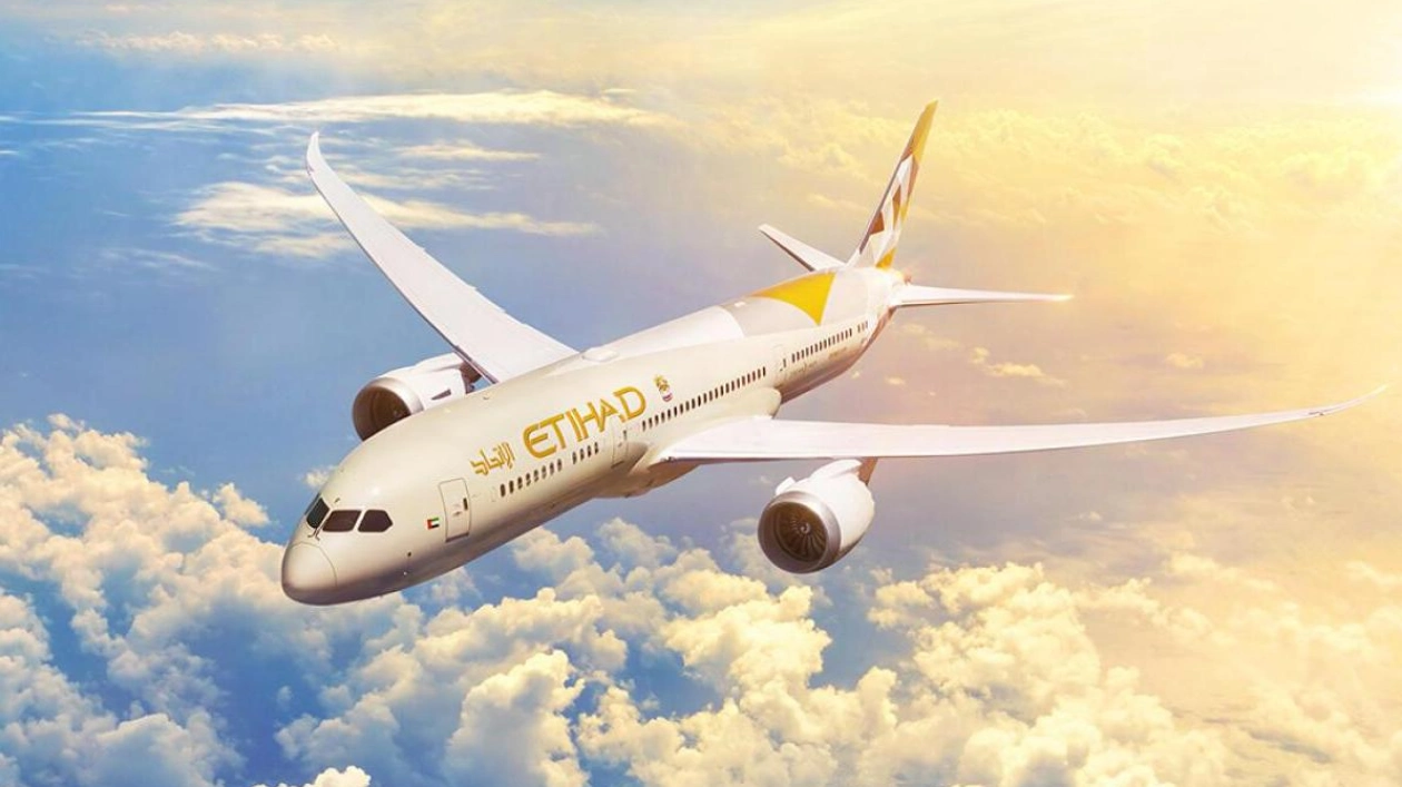 Etihad Flight Returns to Colombo Due to Bird Strike