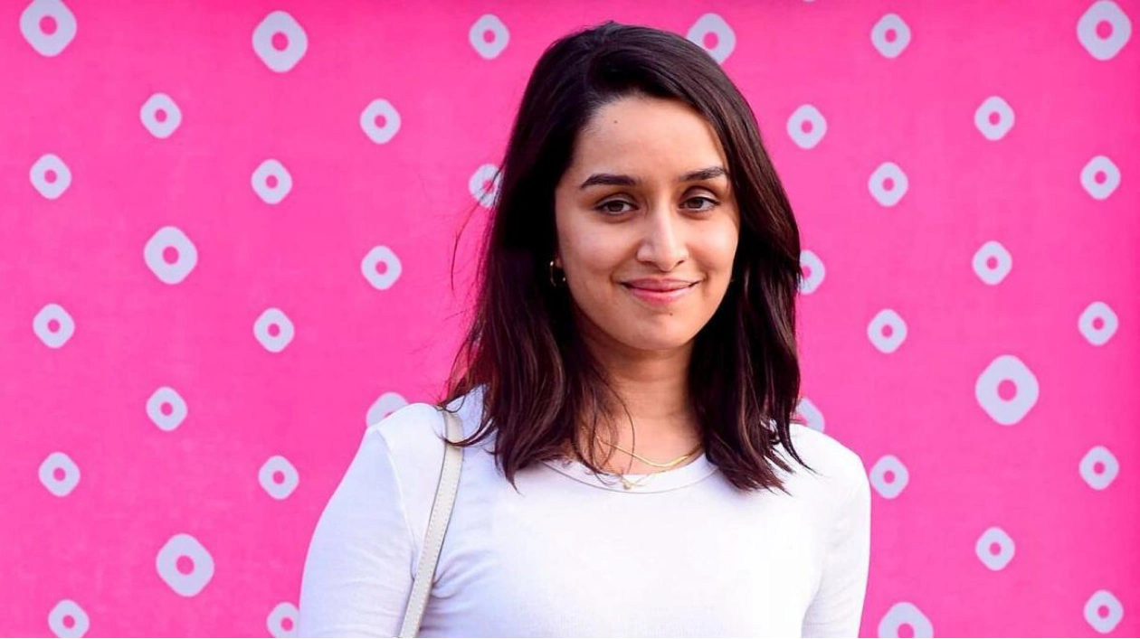 Shraddha Kapoor Confirms Relationship with Rahul Mody on Instagram
