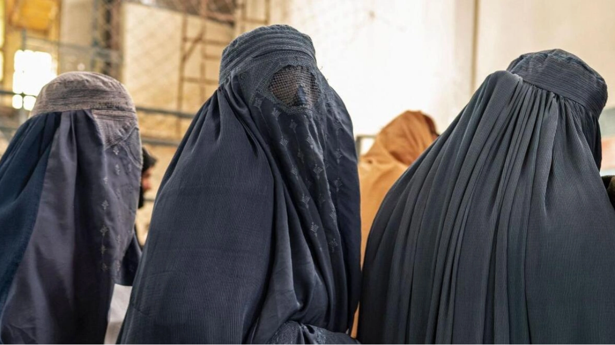 Swiss 'Burqa Ban' Set to Take Effect on January 1