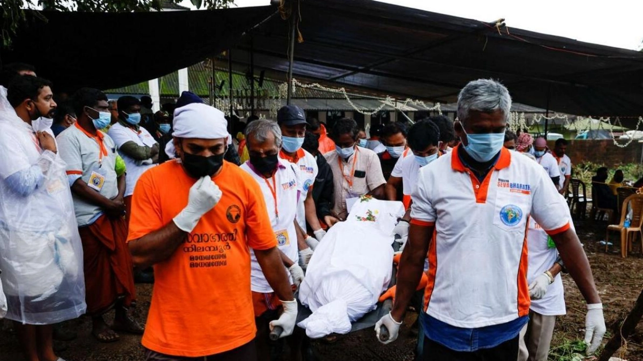 Wayanad Conducts Mass Burial for Landslide Victims