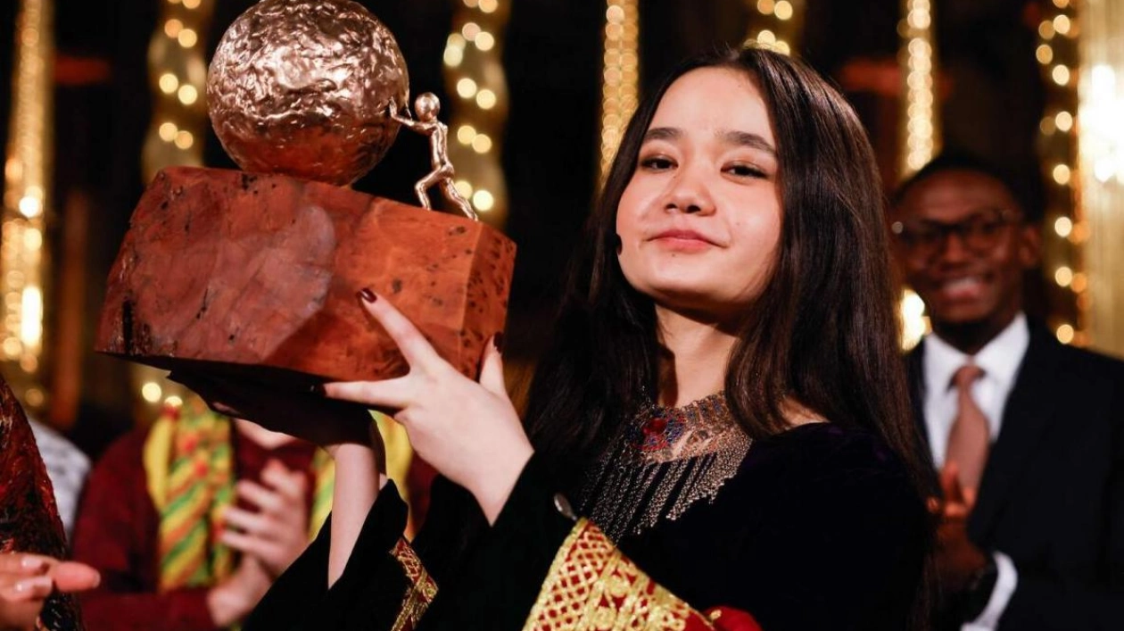 Afghan Teen Wins International Children's Peace Prize