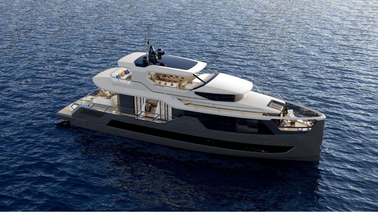 Sarp Yachts Introduces XSR 85 RPH Raised Pilothouse Model