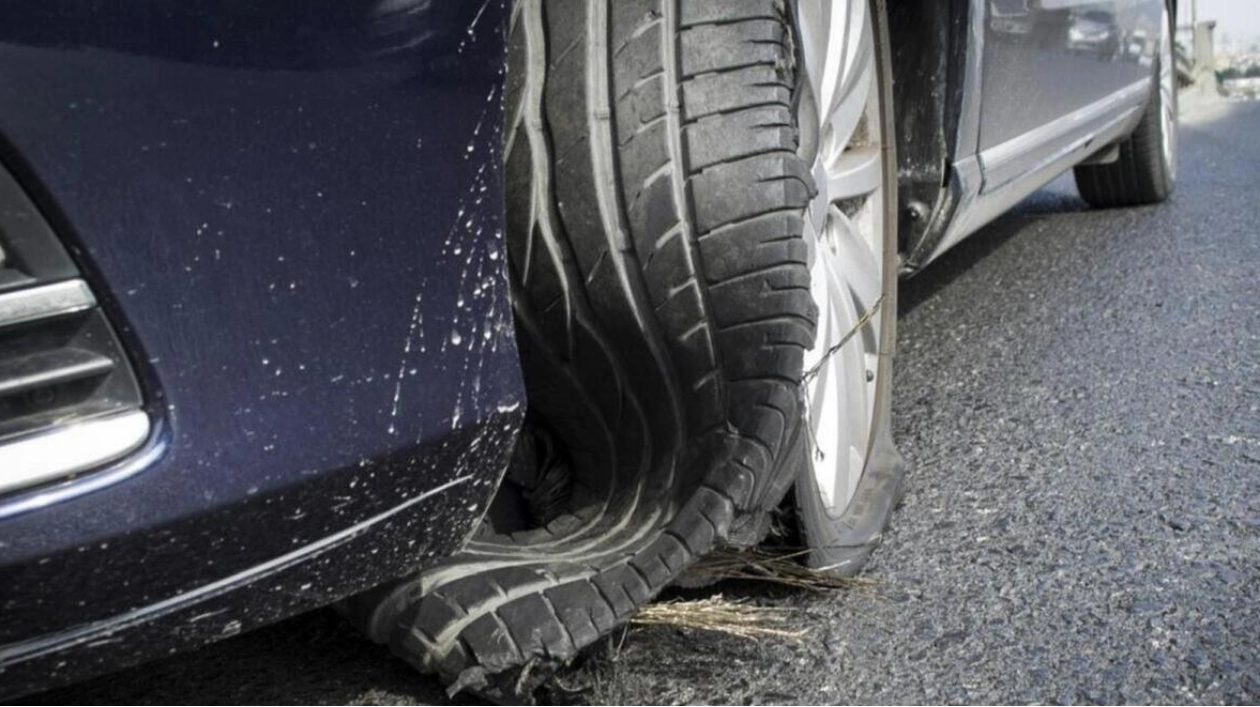 Summer Safety: Handling Tyre Bursts in the UAE