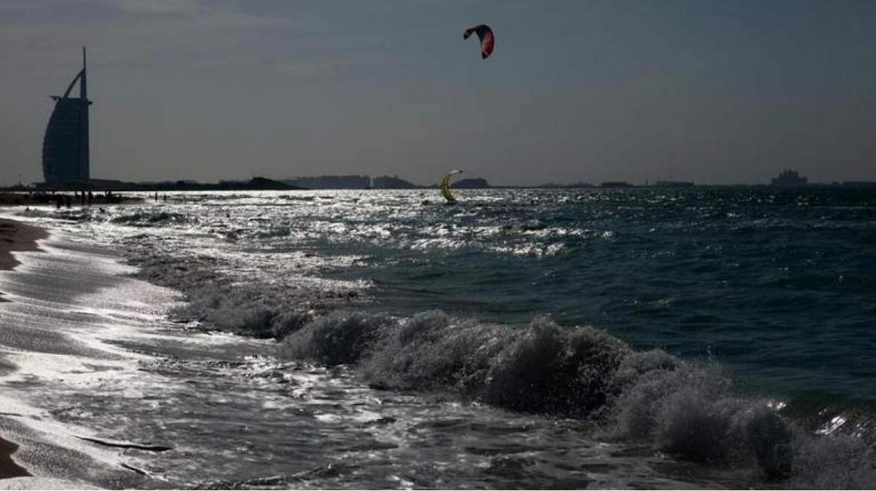 Yellow Alert Issued for Rough Seas and Strong Winds